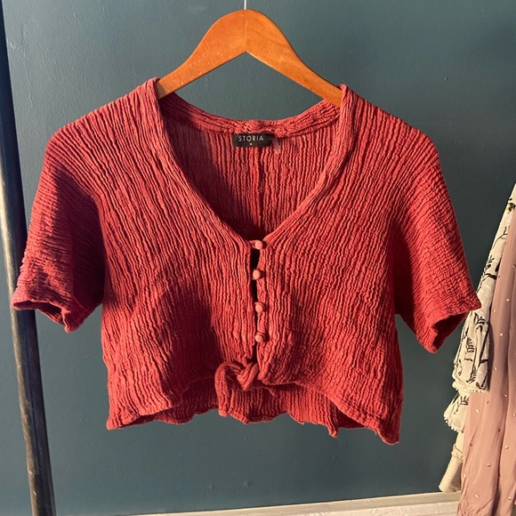 STORIA Rust Crinkle Cut Cropped Tie Waist Top - Picture 2 of 5